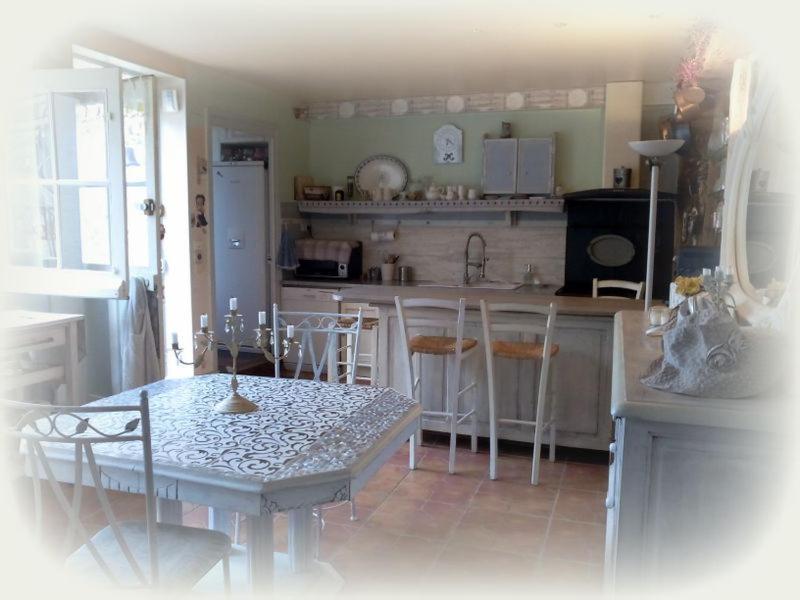 La Maison D'Hocquincourt Bléneau Esterno foto
