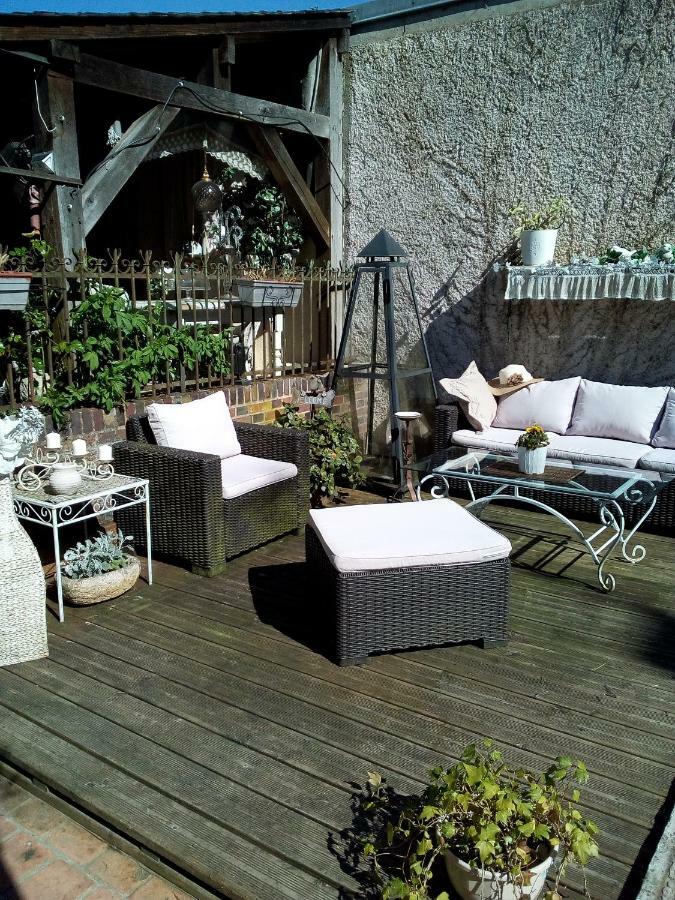 La Maison D'Hocquincourt Bléneau Esterno foto